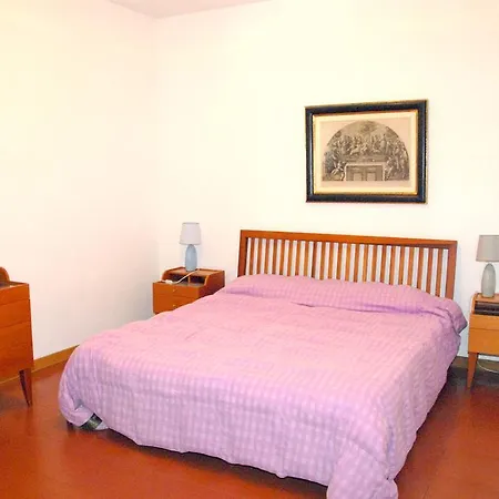 Manu Guest house 3*
